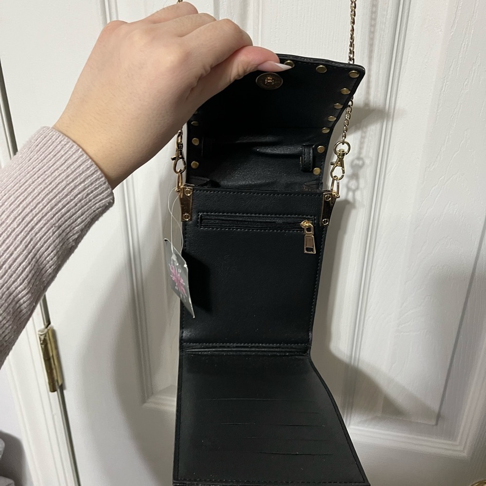 Olivia Miller Purse - Picture 5 of 7